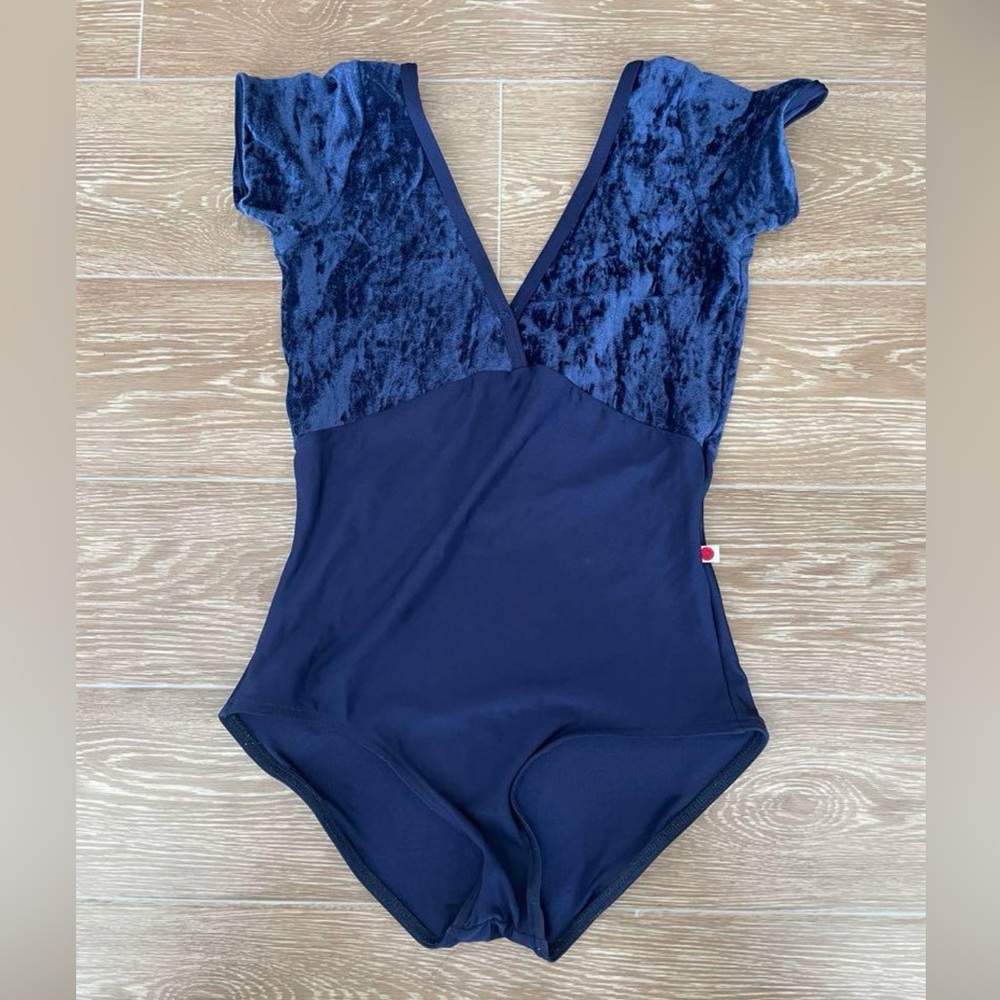 Yumiko Alicia cap sleeve size S